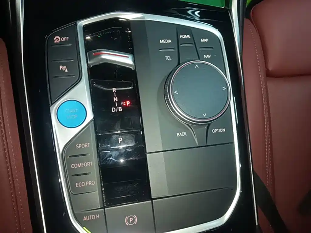 BMW i3 2024 — фото 14