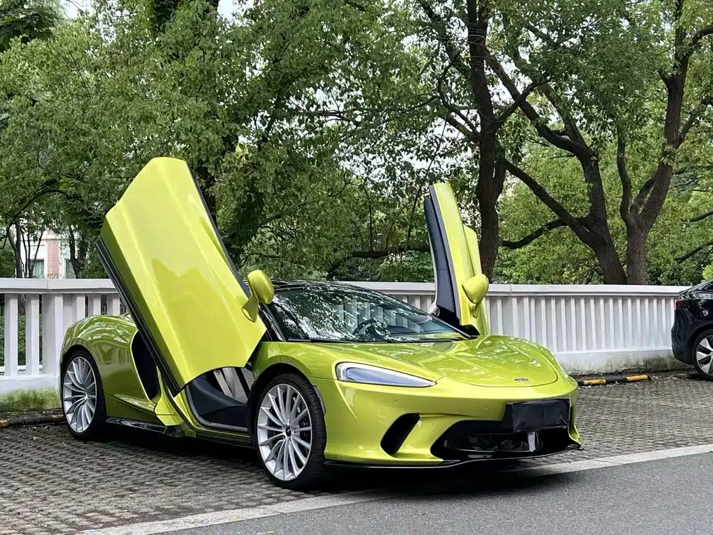 McLaren GT 2023 — фото 1