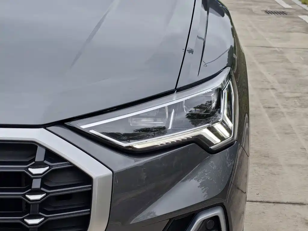 Audi Q3 2022 — фото 27