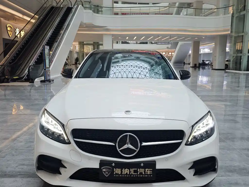 Mercedes-Benz C-Class 2021