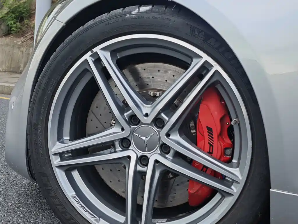 Mercedes-Benz AMG GT 2020 — фото 9