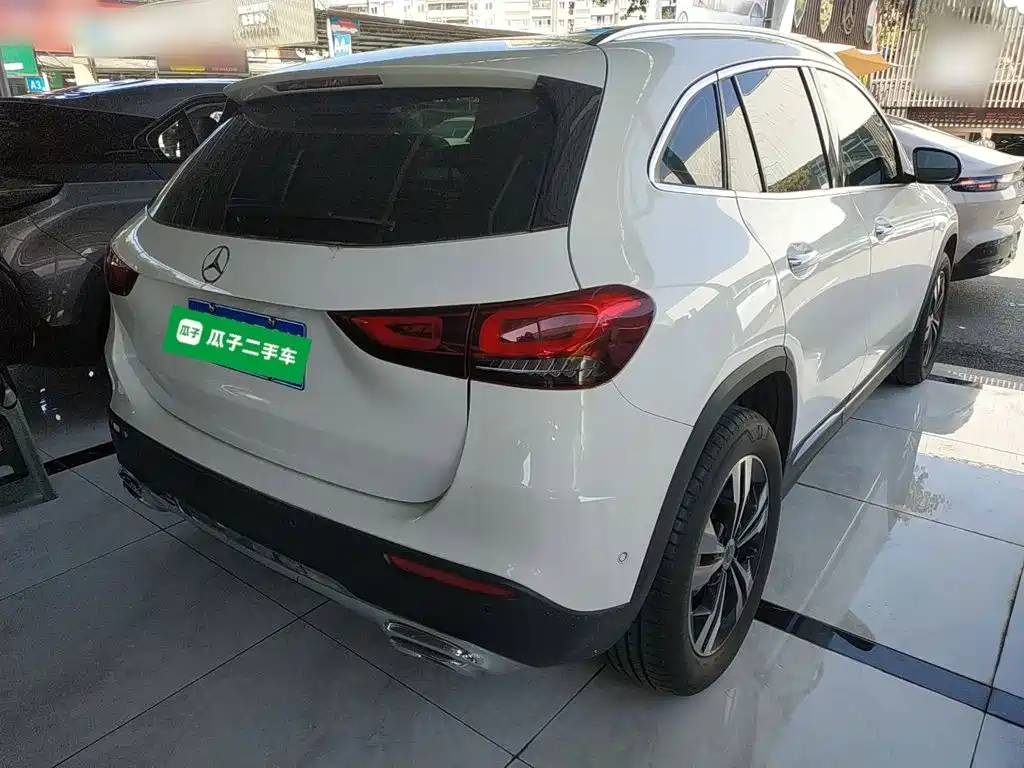 Mercedes-Benz GLA 2023
