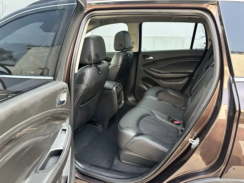 Buick Envision Plus 2021 — фото 11