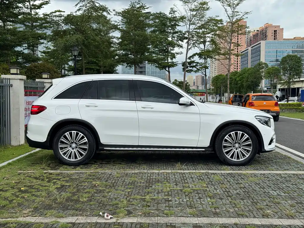 Mercedes-Benz GLC 2017