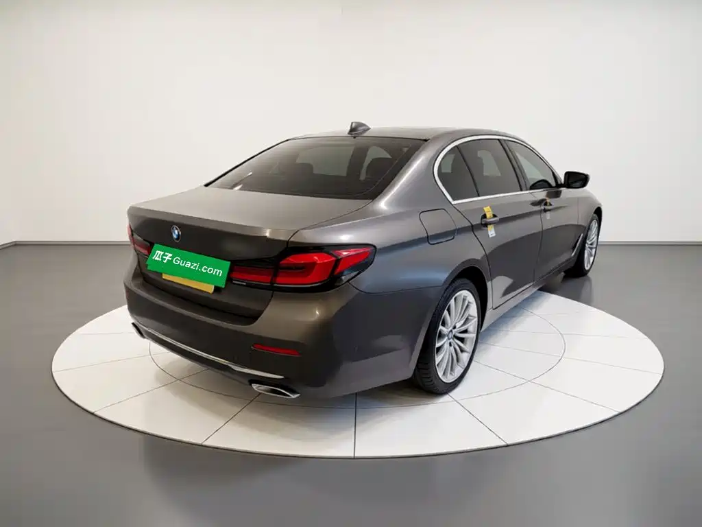 BMW 5 Series 2022