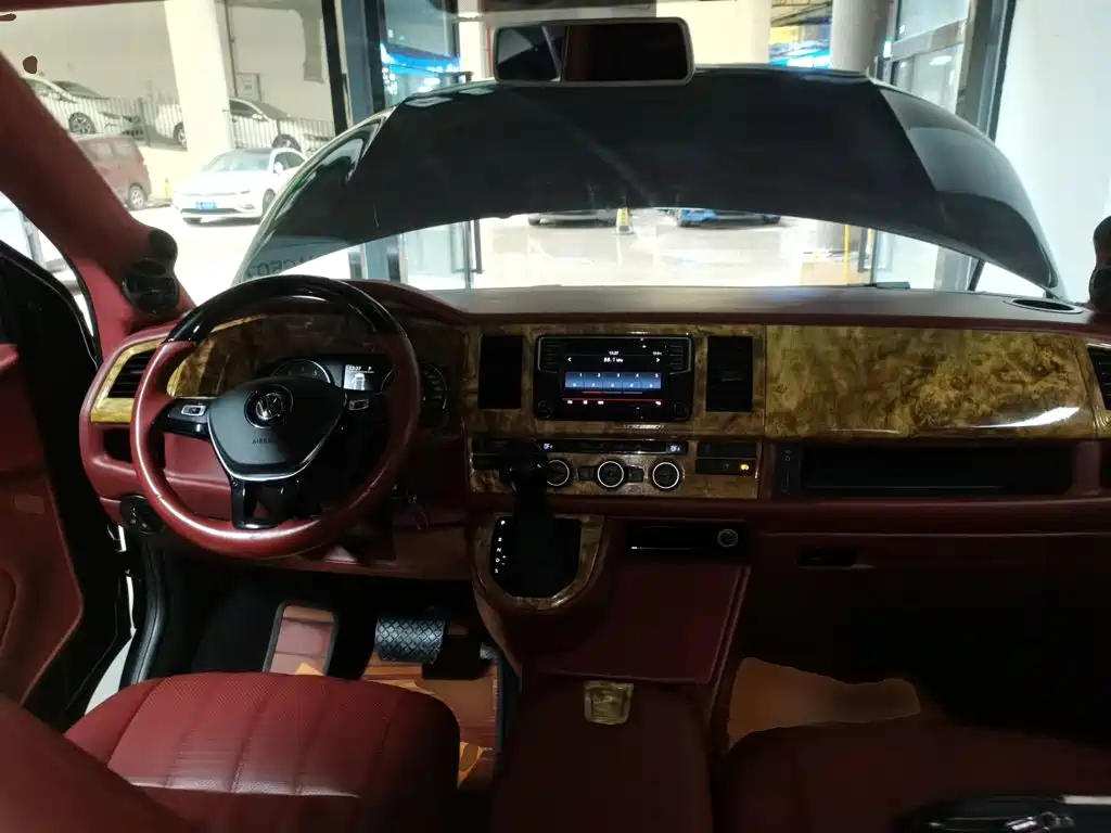Volkswagen Caravelle 2017