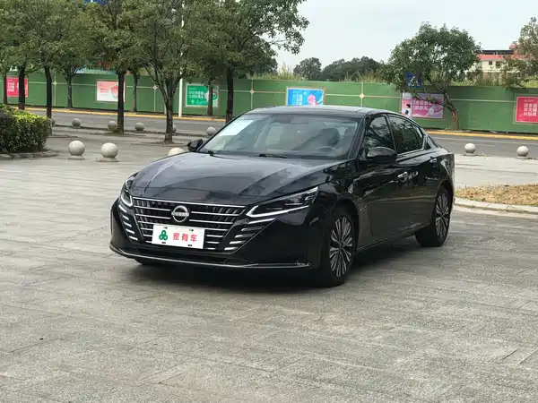 Nissan Teana 2022