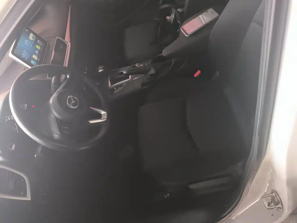 Mazda 3 Axela 2018