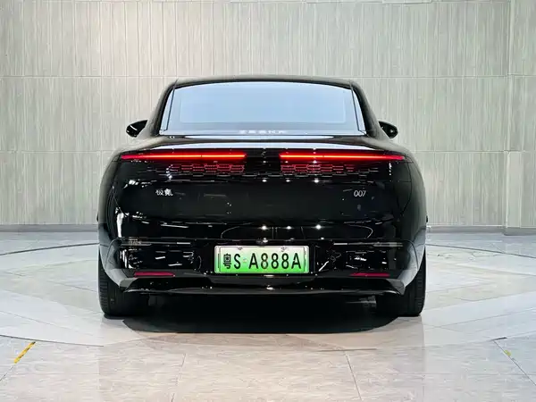 Zeekr 007 2024