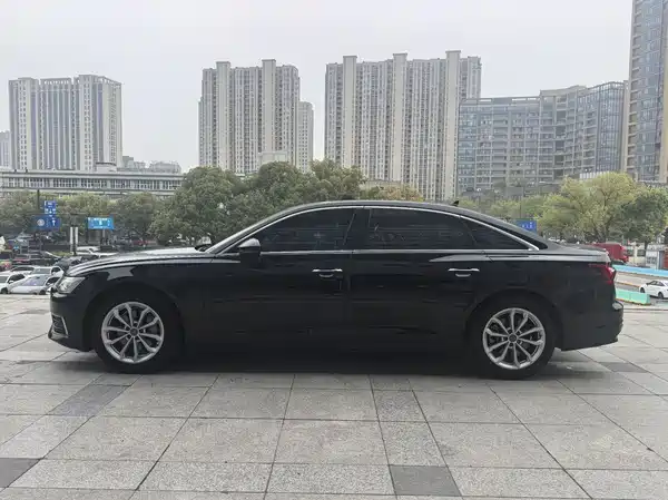 Audi A6L 2021