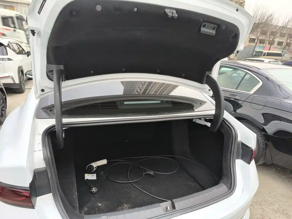 BYD Qin PLUS 2025 — фото 15