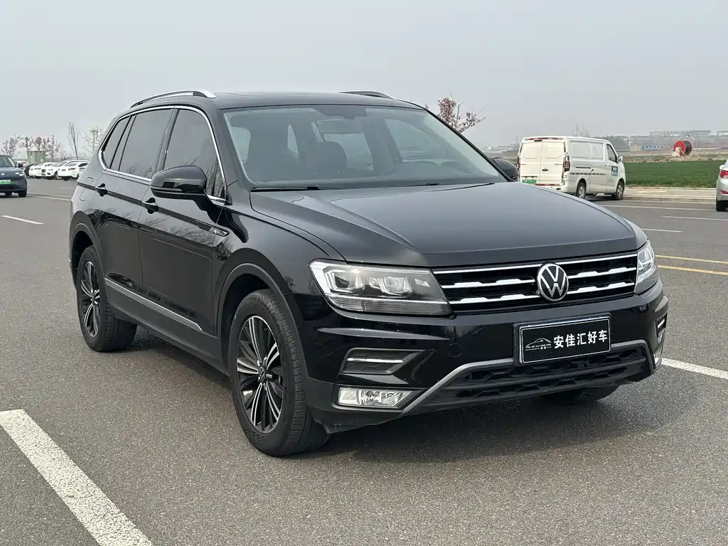 Volkswagen Tiguan L 2021 — фото 3