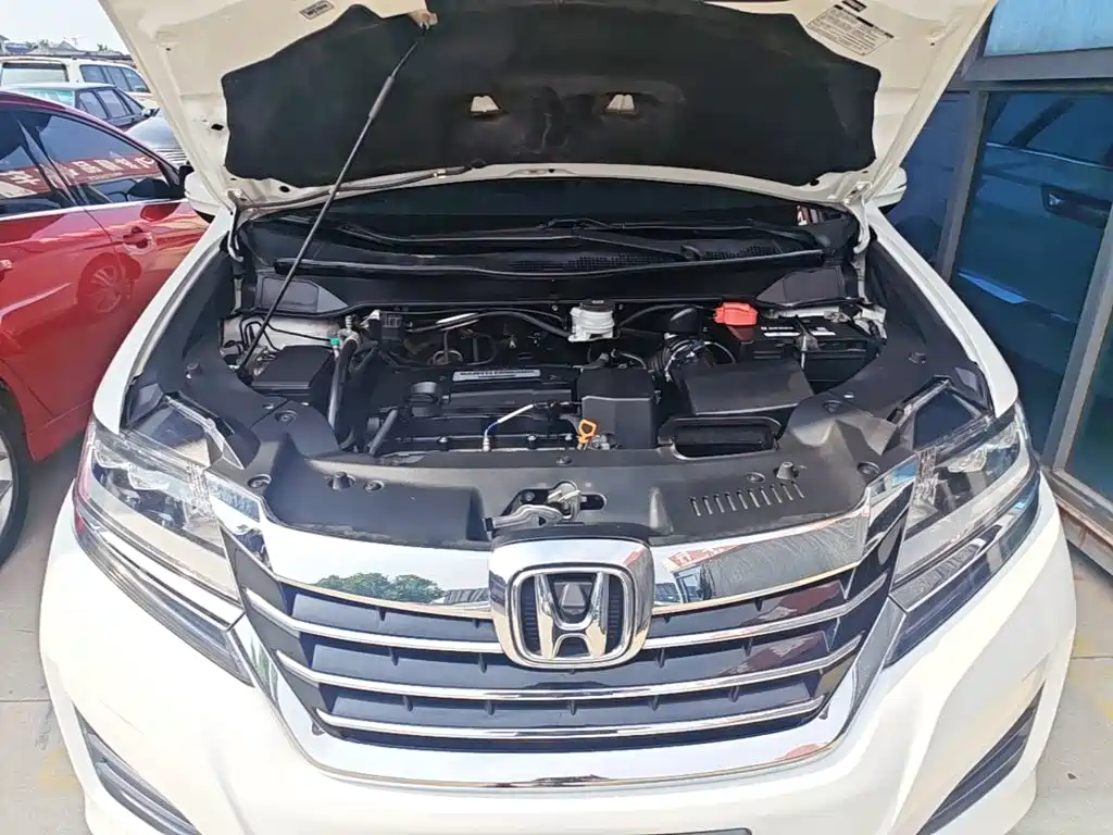 Honda Elysion 2018 — фото 20