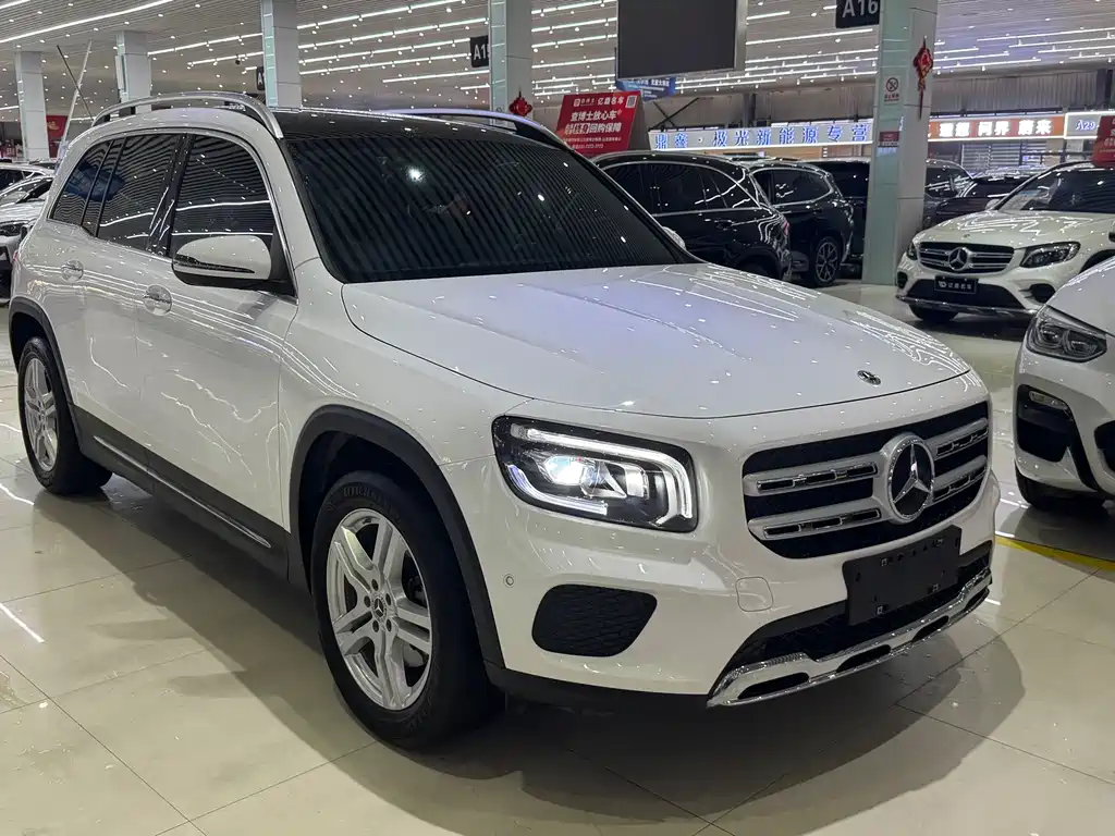 Mercedes-Benz GLB 2022 — фото 2
