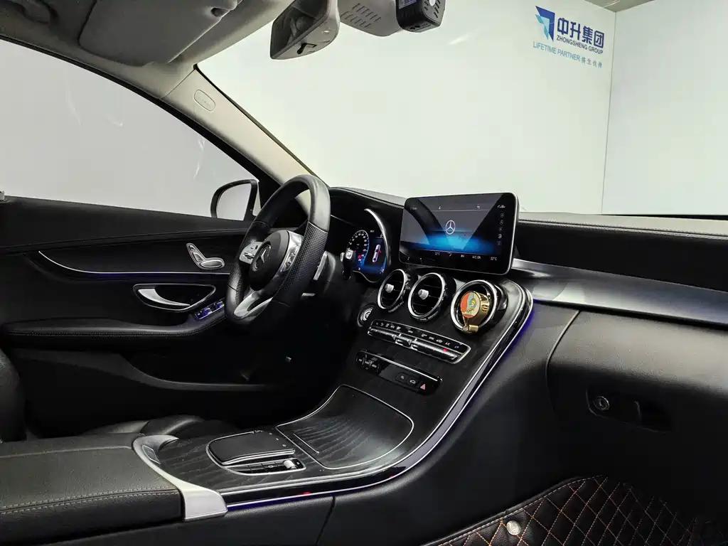Mercedes-Benz C-Class 2020 — фото 15