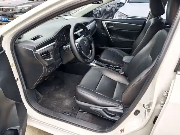 Toyota Corolla 2015