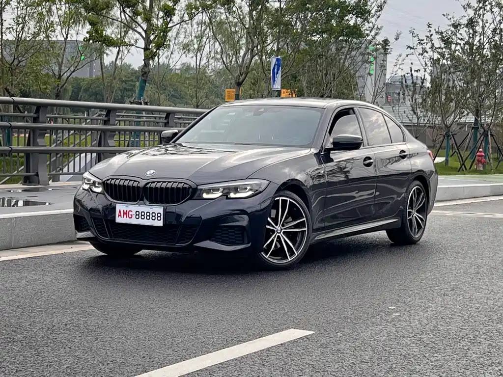 BMW 3 Series 2022