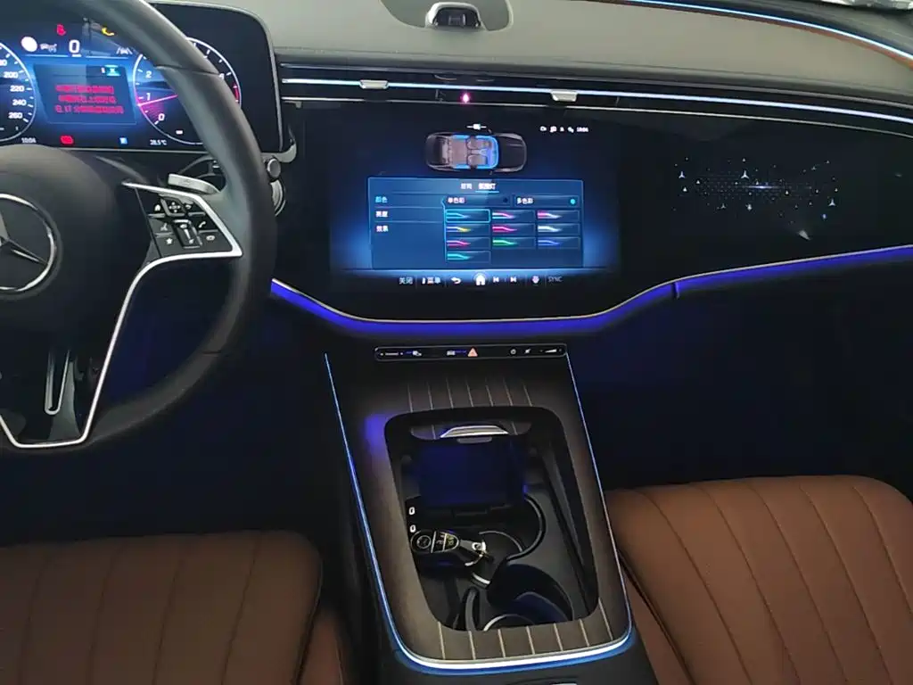 Mercedes-Benz E-Class 2025 — фото 13