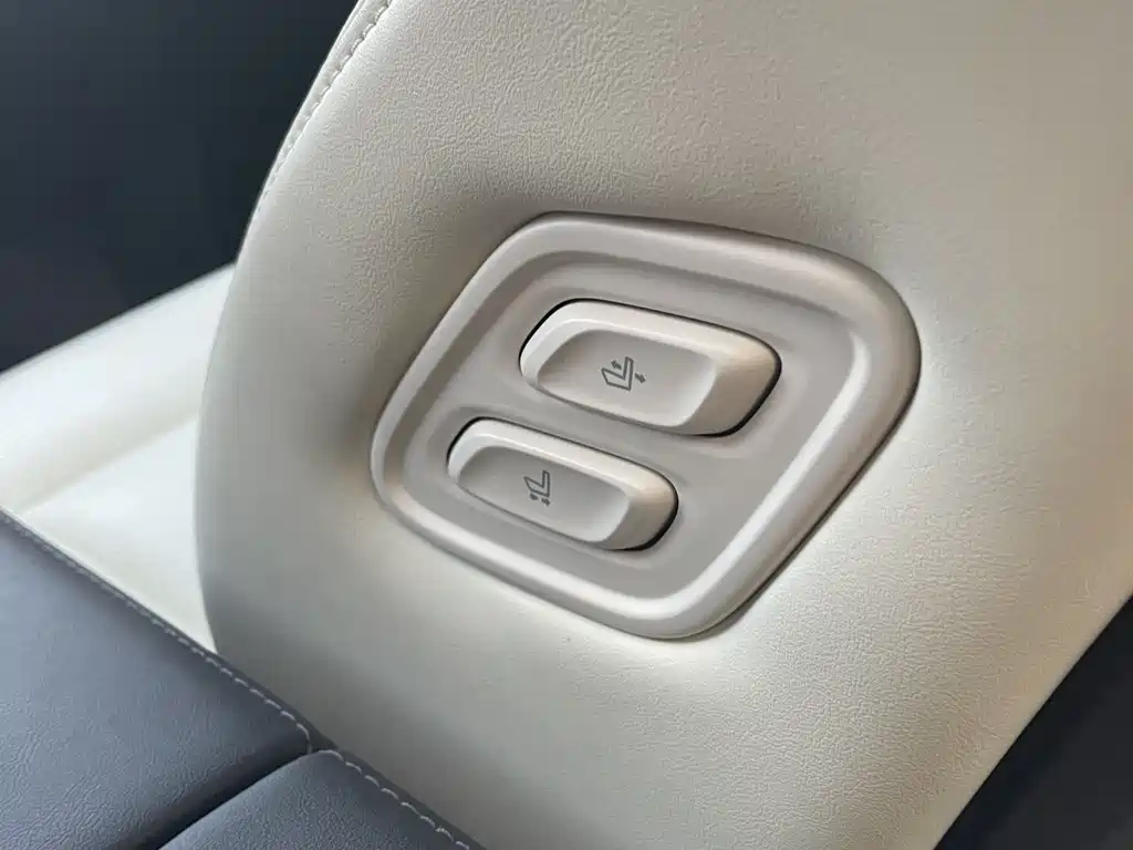 GAC Motor Trumpchi M8 2023 — фото 20