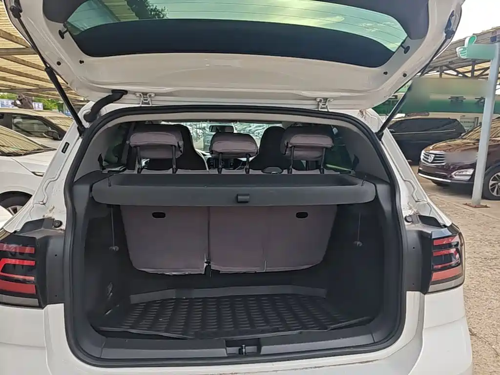 Volkswagen T-Cross 2020 — фото 19