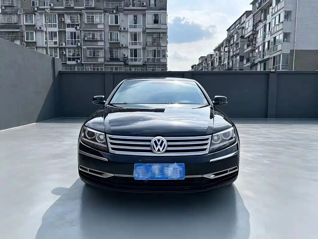 Volkswagen Phaeton 2012