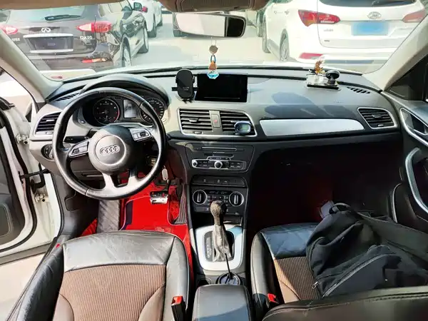 Audi Q3 2016