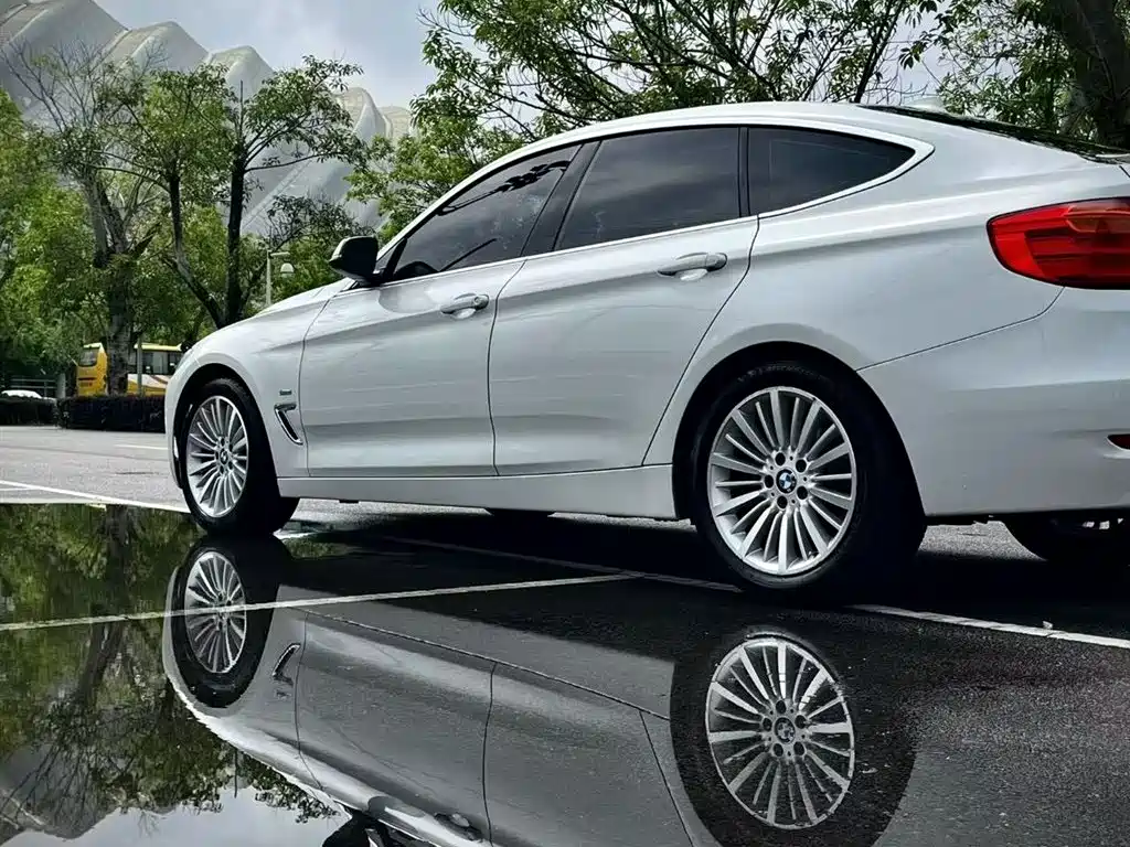 BMW 3 Series GT 2017 — фото 5