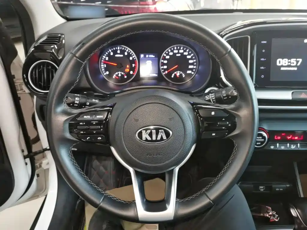 Kia KX1 2020 — фото 11