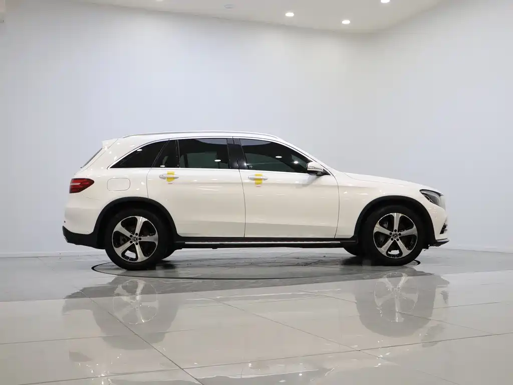 Mercedes-Benz GLC 2019 — фото 8