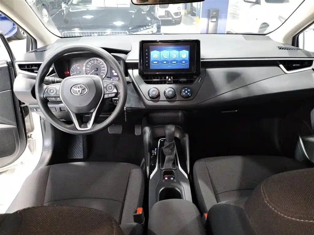 Toyota Corolla 2021 — фото 10