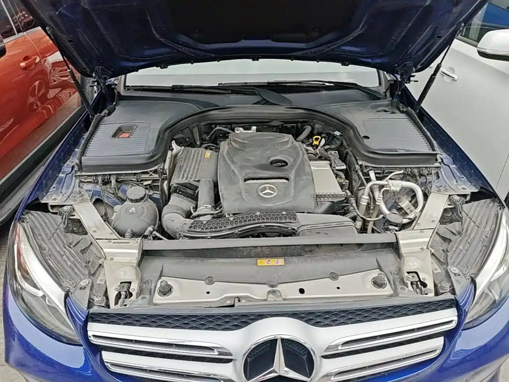 Mercedes-Benz GLC 2018 — фото 16