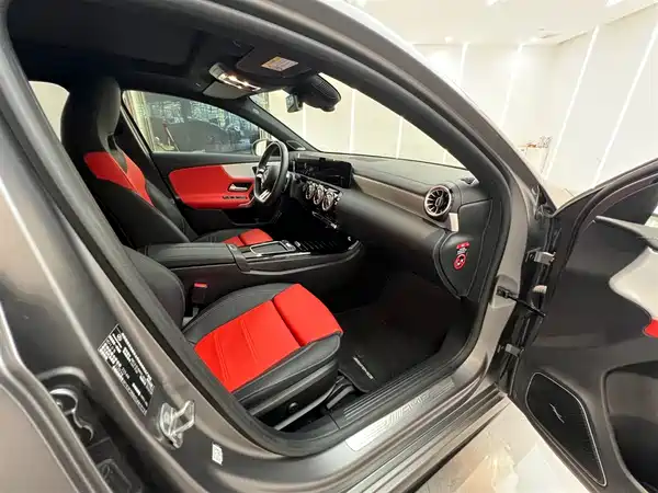 Mercedes-Benz A-Class AMG 2025