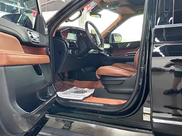 Lincoln Navigator 2019