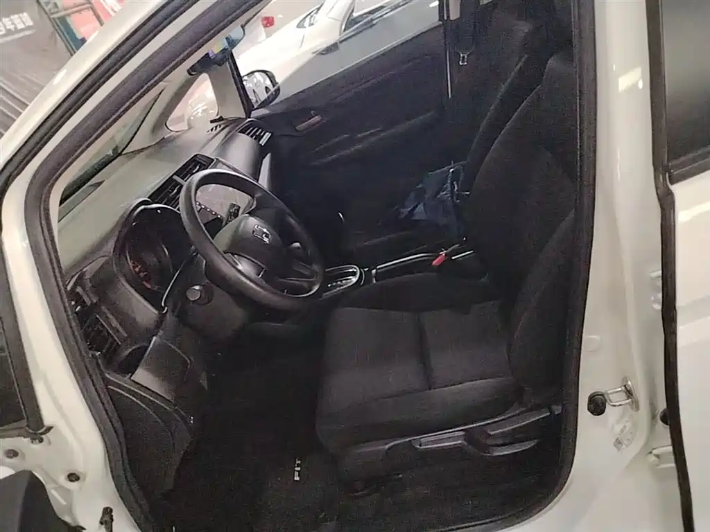 Honda Fit 2019 — фото 15