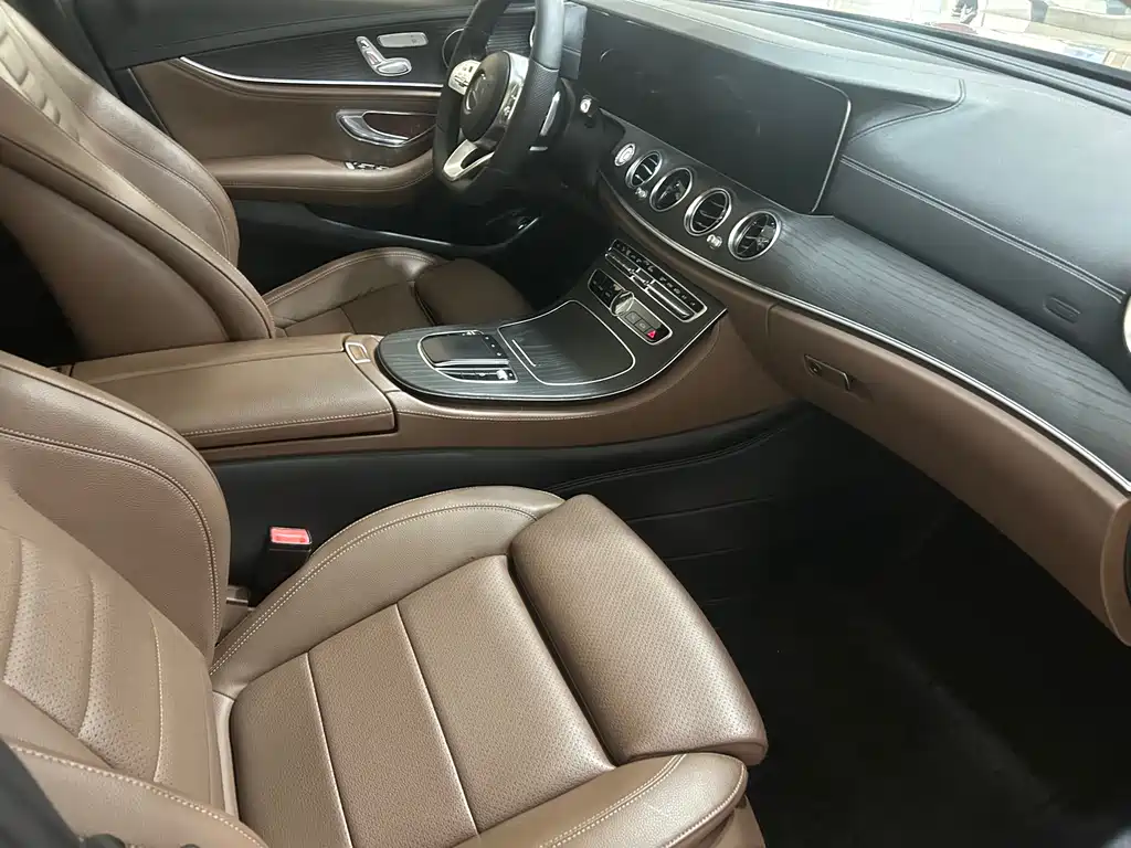 Mercedes-Benz E-Class 2020 — фото 4