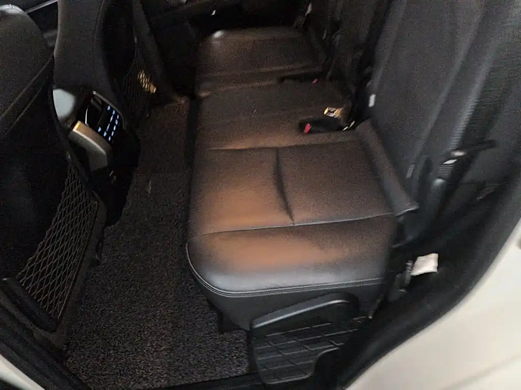 Toyota Prado 2019 — фото 18