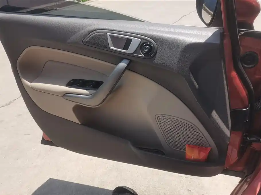 Ford Fiesta 2012