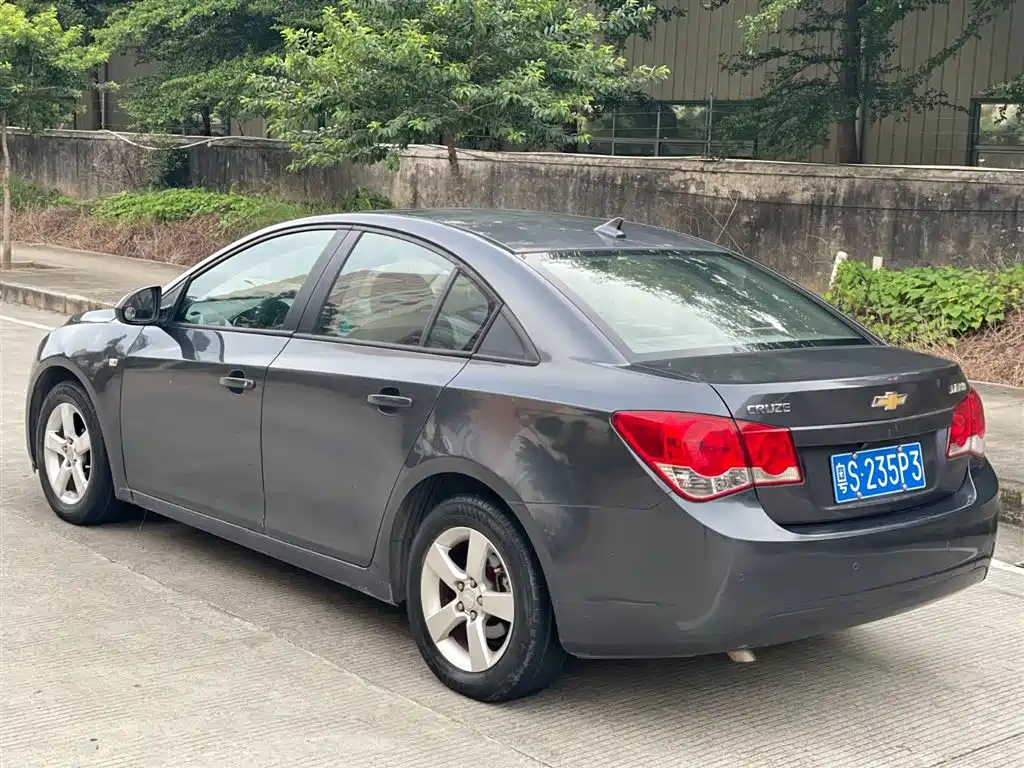 Chevrolet Cruze 2011 — фото 4