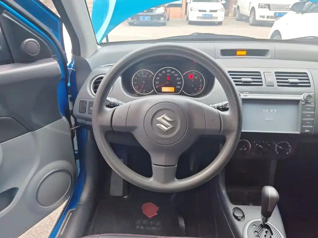 Suzuki Swift 2015