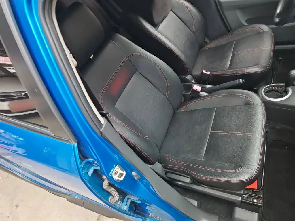 Suzuki Swift 2015 — фото 25