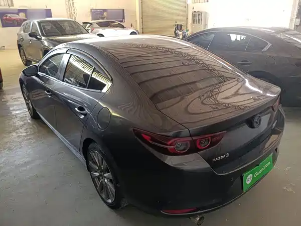 Mazda 3 Axela 2021