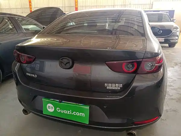 Mazda 3 Axela 2021