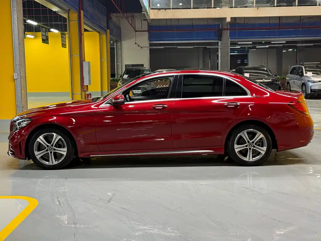 Mercedes-Benz C-Class 2019 — фото 4