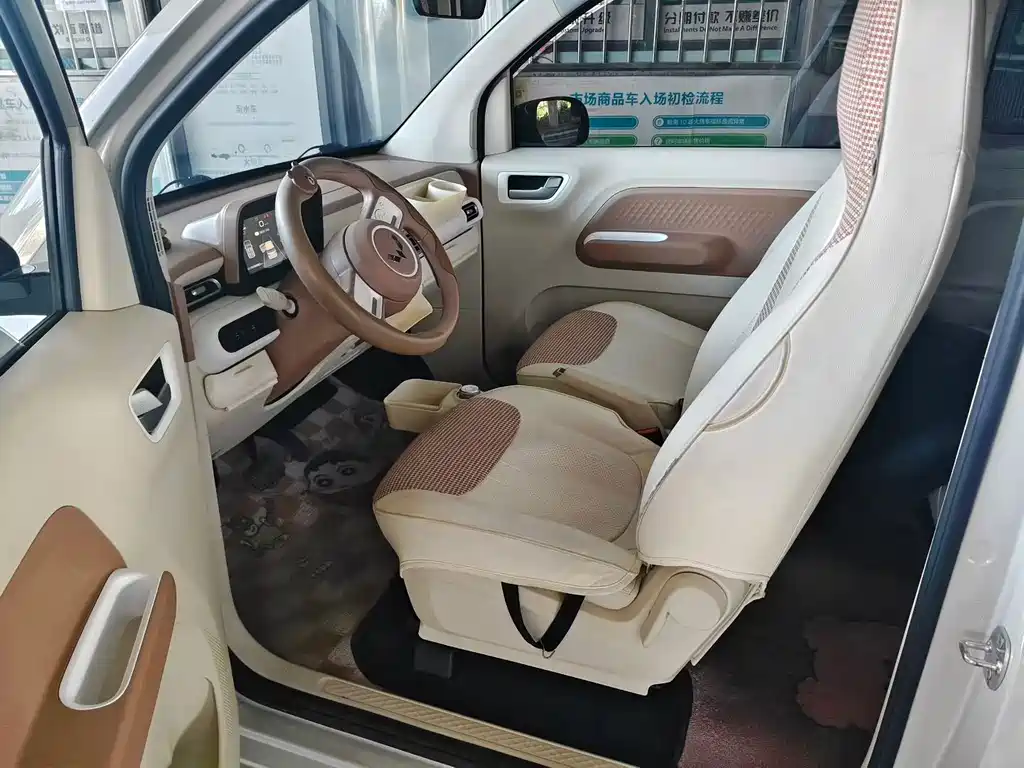 Wuling Hongguang MINIEV 2025