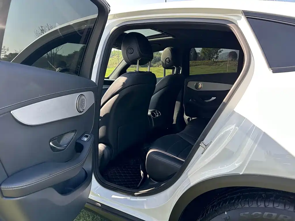 Mercedes-Benz GLC Coupe 2020 — фото 13