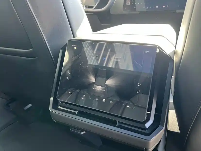 Tesla — фото 9