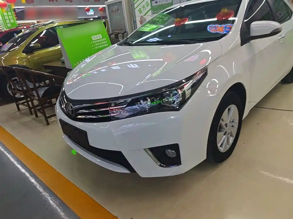 Toyota Corolla 2016 — фото 24