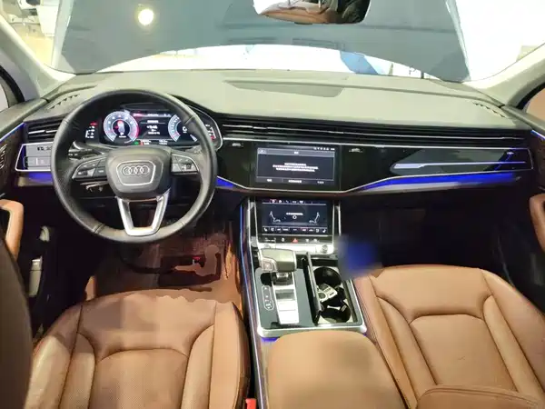 Audi Q7 2021