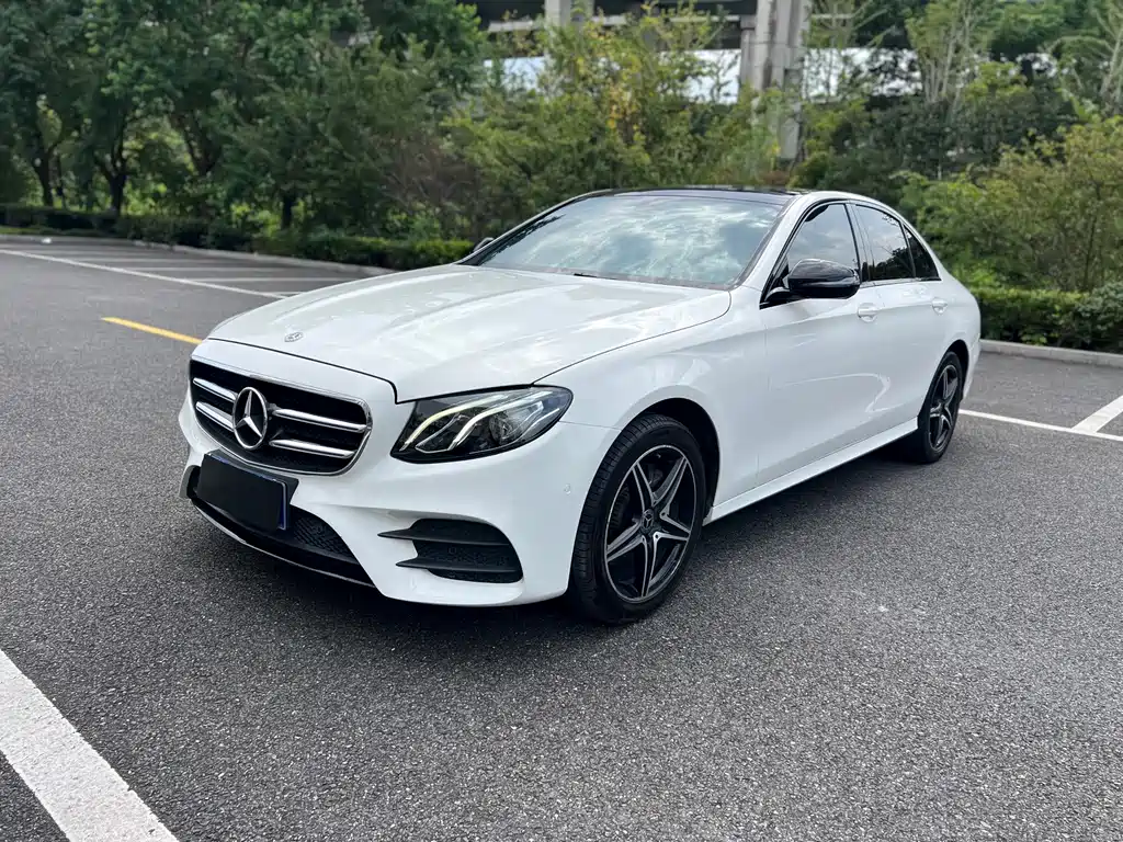 Mercedes-Benz E-Class 2021