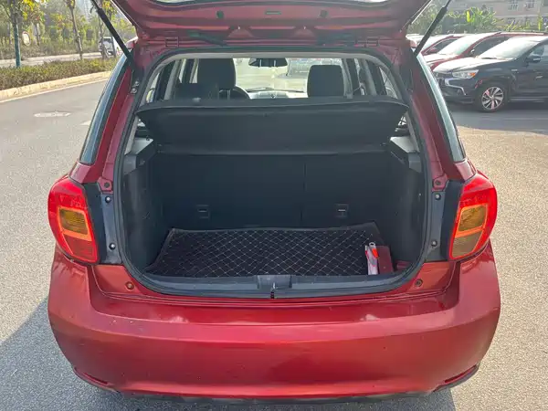 Suzuki Karma 2013